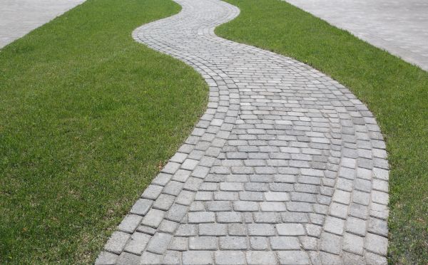 Cost of Walkway Paving in Lexington